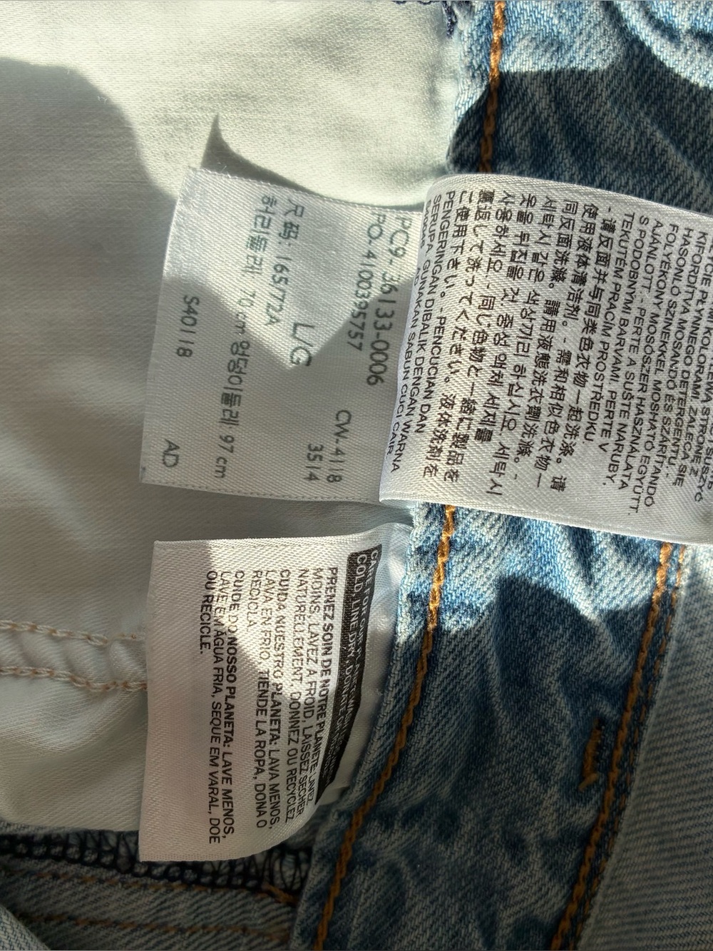 LEVI’S DENIM OVERALLS - Picture 8 of 9